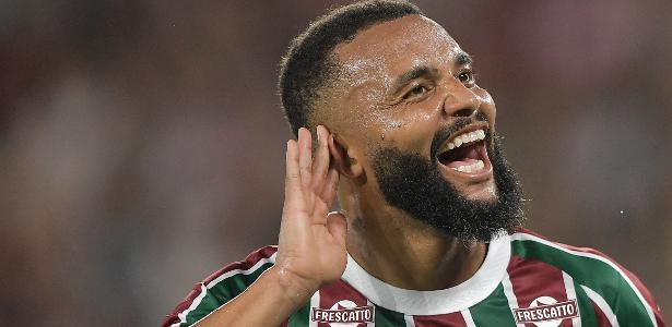 Samuel Xavier decides, the Blacks win the Maracana Intervations and move closer ...