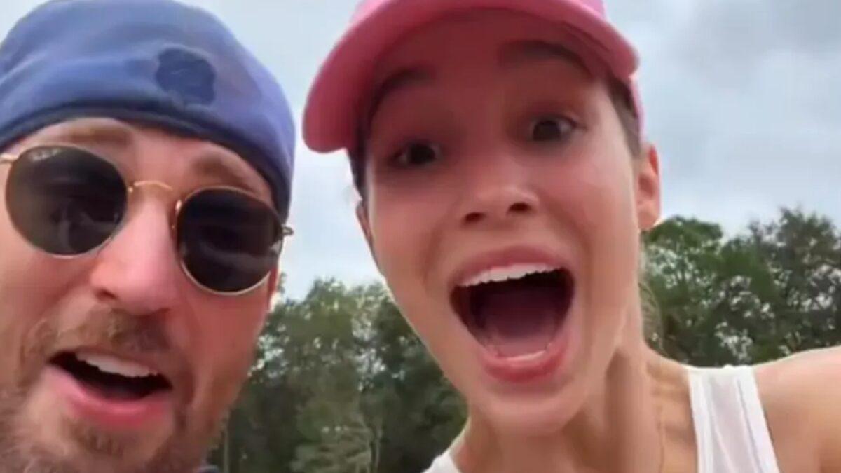 Chris Evans Capitão América e ator luso-brasileiro Alba Baptista dão as boas-vin...