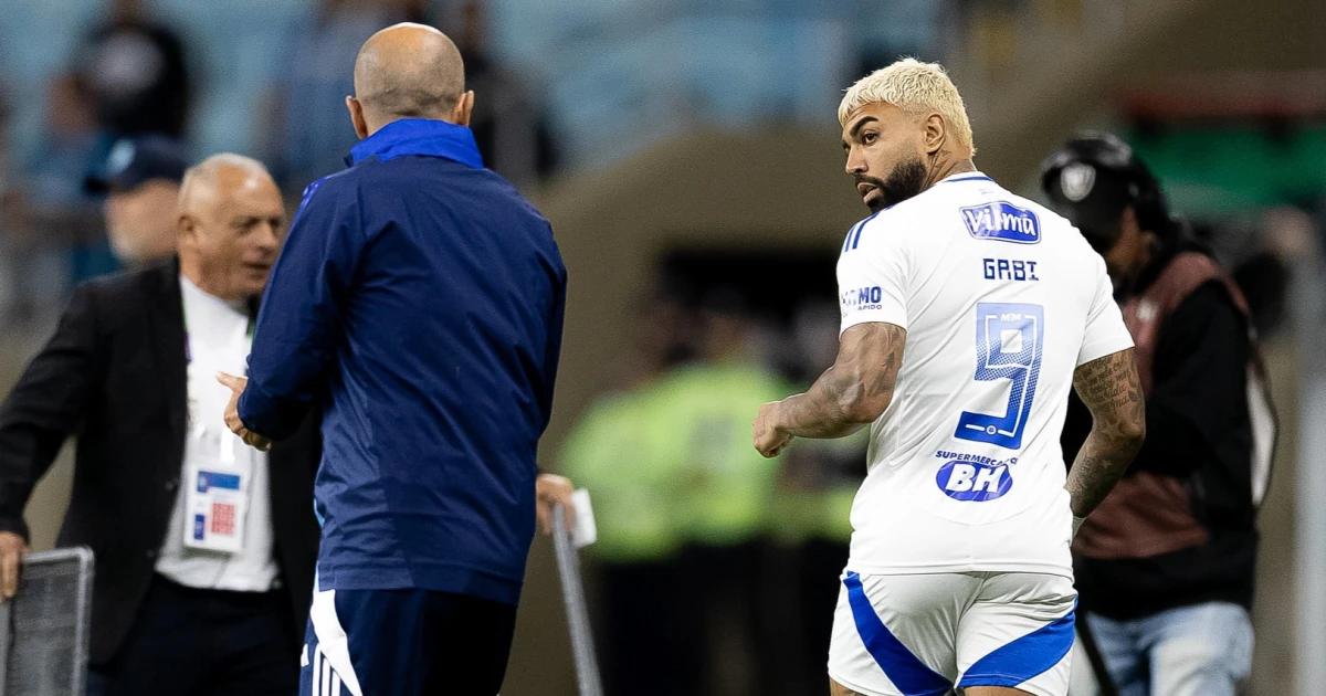 Pedrinho projeta futuro de Gabegol na Cruzeira e revela sentimentos