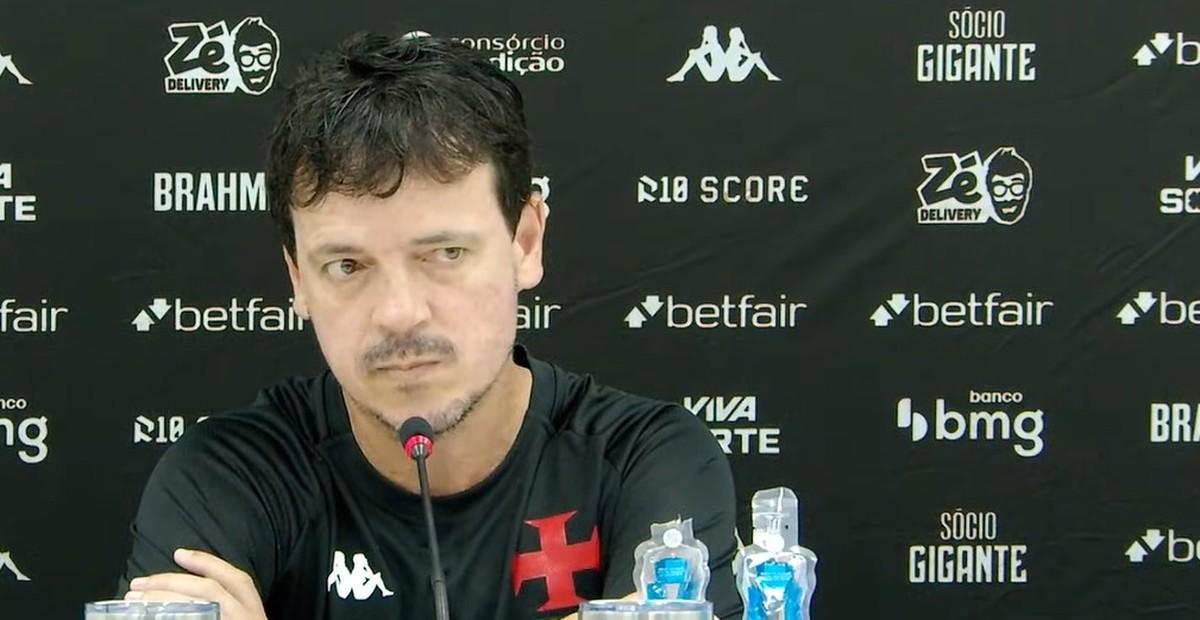 Após derrota para o Vasco, Diniz chega a 10 jogos e três anos sem vencer o Botaf...