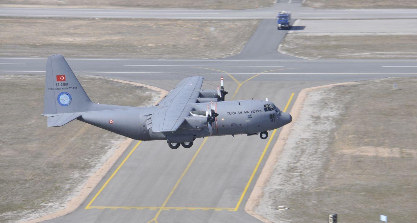 C-130 Hercules: O avião militar que caiu na Geórgia